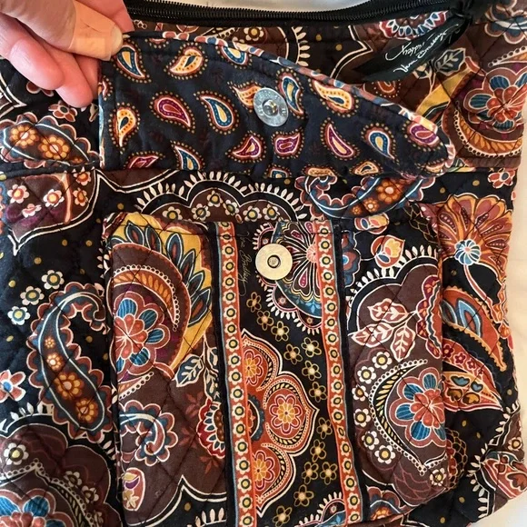 2 piece- Vera Bradley Fall purse and wallet/wristlet bundle. Lot of (2) - Picture 8 of 12